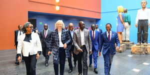 A photo of President William Ruto (centre), US Ambassador to Kenya Meg Whitman (left) and Foreign Affairs CS Alfred Mutua (right) during the visit to the Silicon Valley in San Francisco, USA on September 15, 2023. 