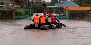 Kenya Red Cross officers during a rescue mission in Kitengela.